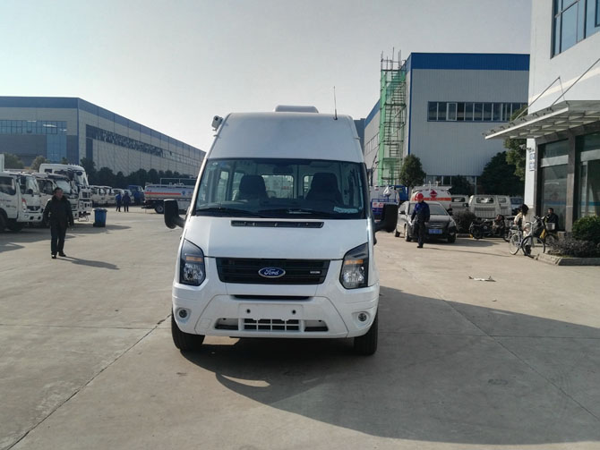 福特新世代全順V348長(zhǎng)軸高頂B型房車